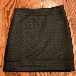 Girls Pinc black skirt. Size medium.